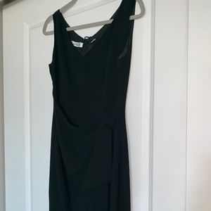 Black Sleeveless Midi Dress